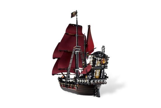 Lego 4195 Piráti z Karibiku Pomsta královny Anny