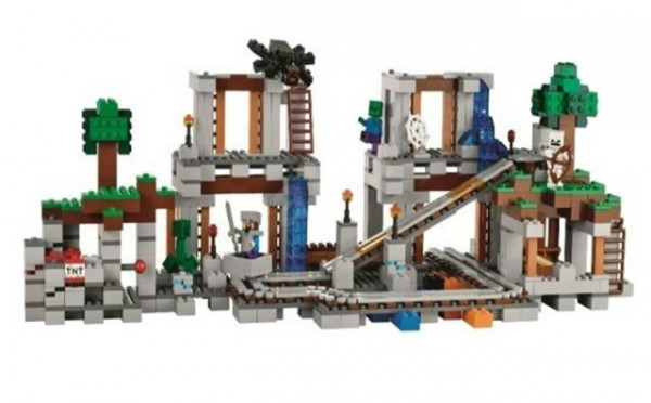 Lego 21118 Minecraft Důl