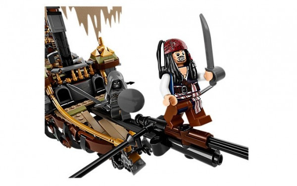 Lego 71042 Piráti z Karibiku Silent Mary