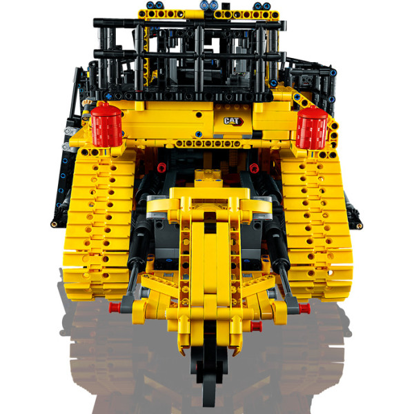 Lego 42131 Technic Buldozer Cat D11