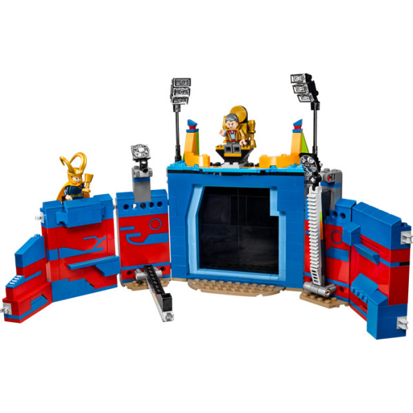 Lego Super Heroes 76088 Thor vs. Hulk: Souboj v aréně